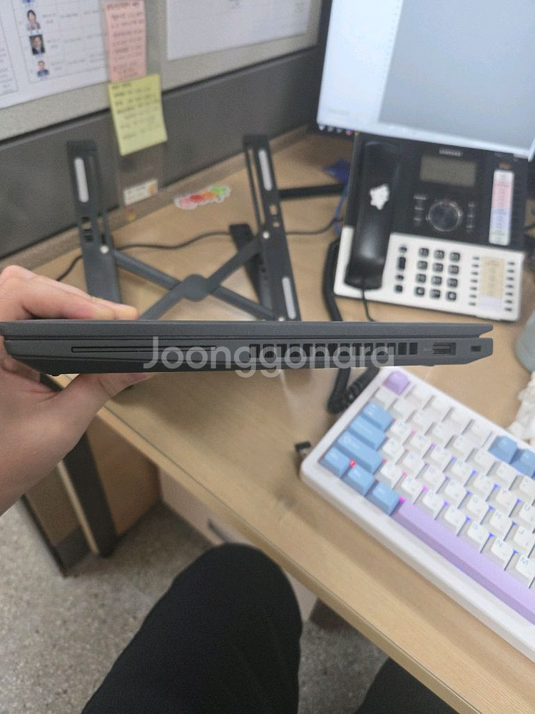 씽크패드 P14s Gen4 셀룰러 노트북--4
