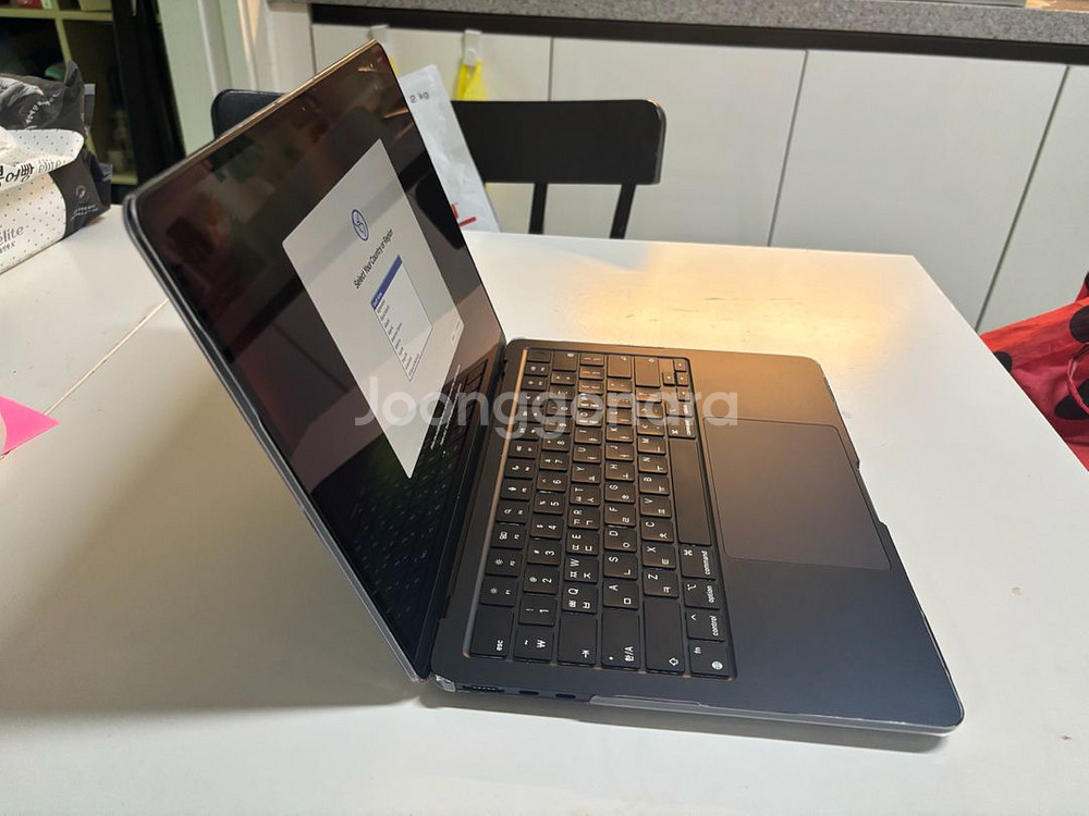 맥북에어 M2 13인치 미드나이트 A급 256GB--0