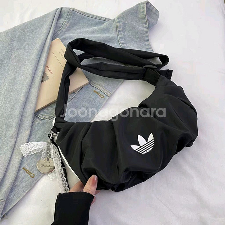 아디다스가방 만두백 반달크로스백 미니백 셔링백 곱창가방--0