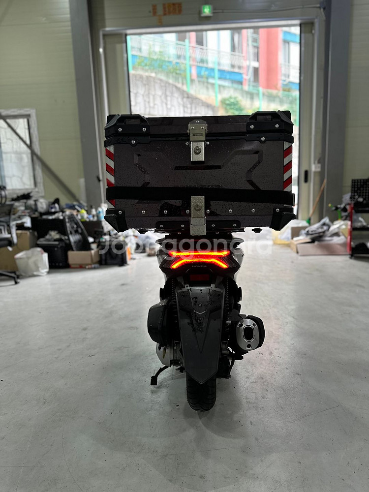 21년식 혼다 PCX125 ABS 1천Km 신차급 깔끔--7