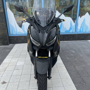 XMAX300 21년식 4만