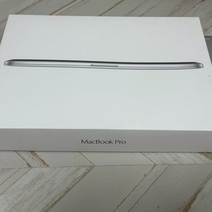 맥북 PRO 15인치 고급형 512GB 16RAM 20