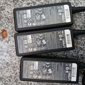 20볼트 2암페어 엘지 노트북용 어뎁터 3개 이미지