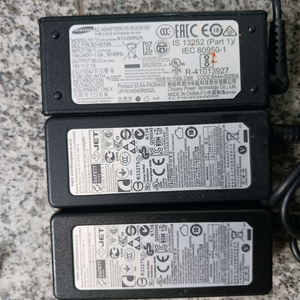 삼성노트북용 19볼트 2.1암페어 어뎁터 3개 이미지