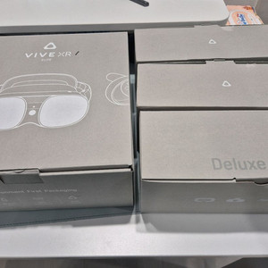HTC VIVE XR 엘리트 디럭스 + 배터리크래들 판
