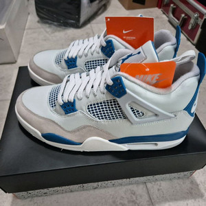 [300] 조던4 밀블 인더스트리얼 블루