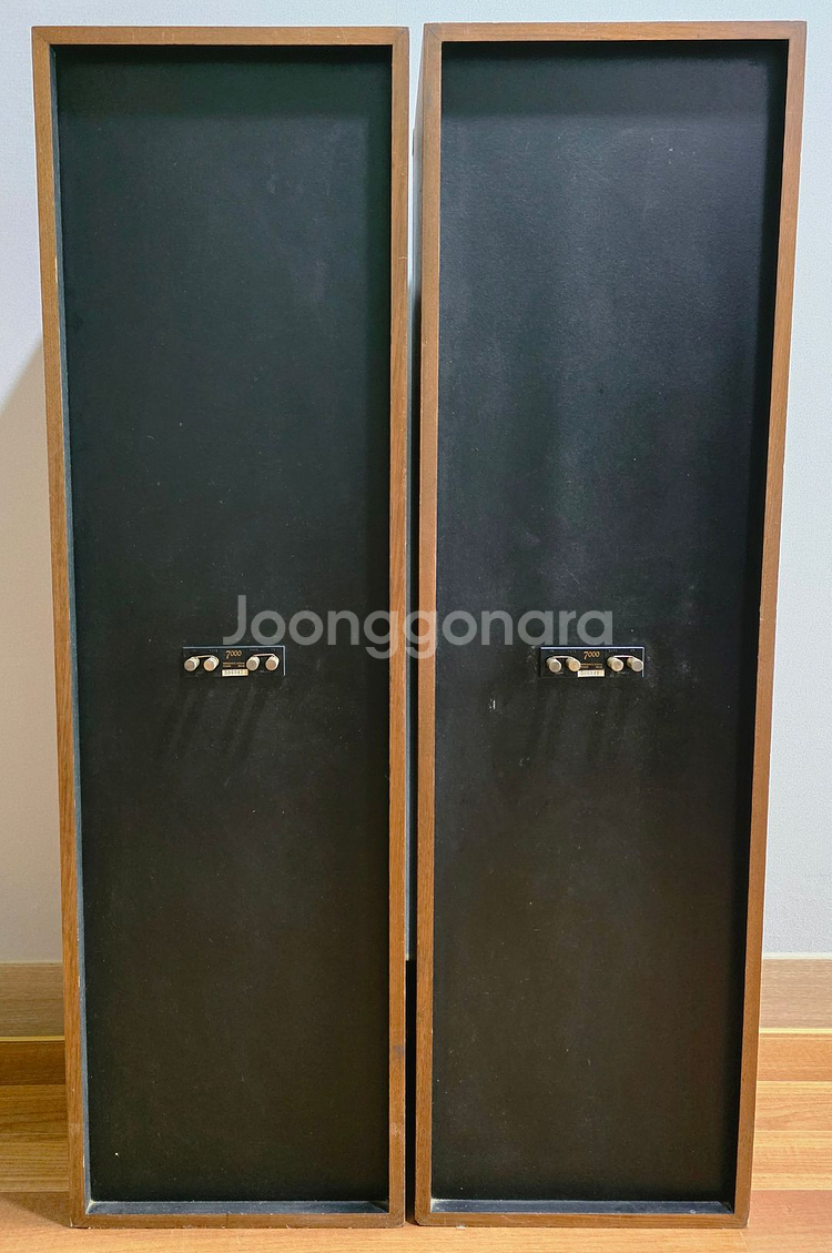 쎌래스천 스피커 7000 판매합니다--5