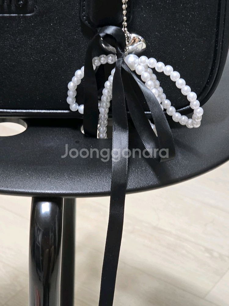 미우미우 아르카디 가방 키링2개포함--7