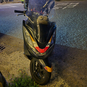 21년식 pcx 팝니다.