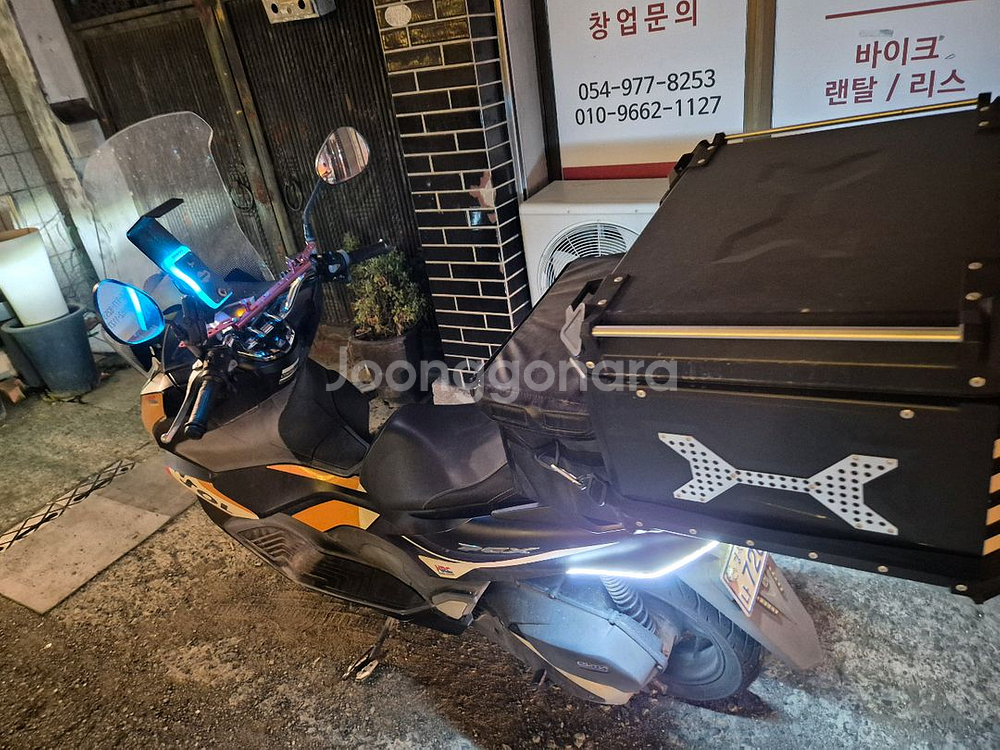 21년식 pcx 팝니다.--2
