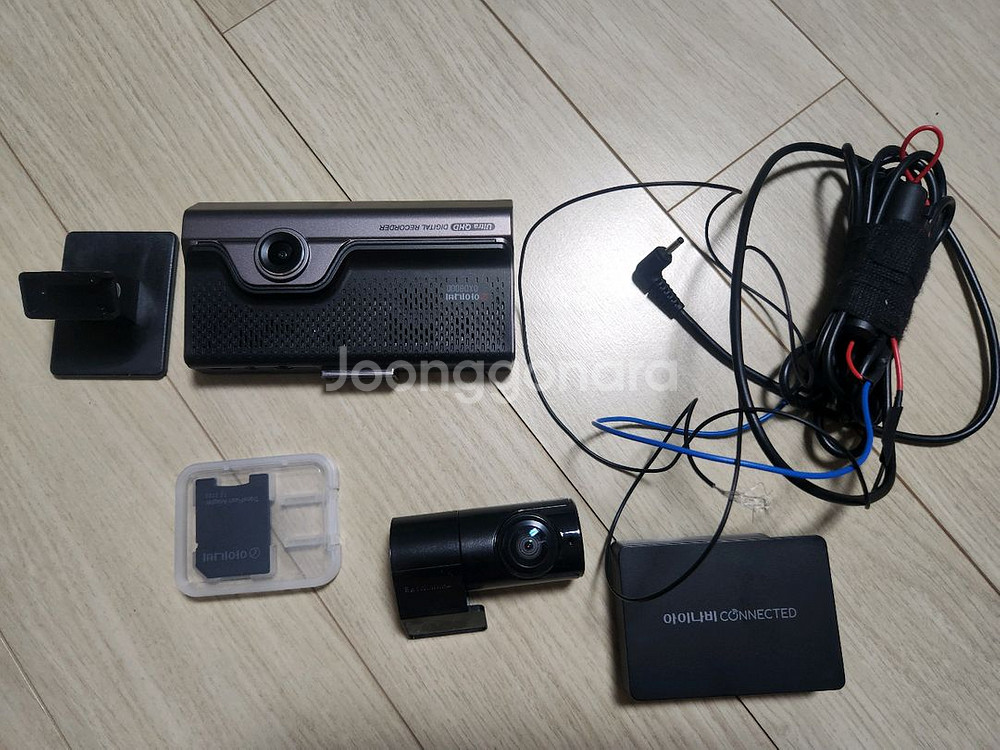아이나비 QXD8000 블랙박스+케어셀CZ12 보조배터--2