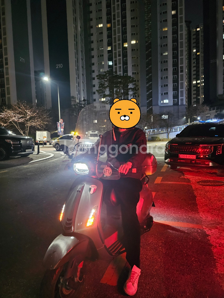 베스파 스프린트125abs 17년식(탑박스포함)--0