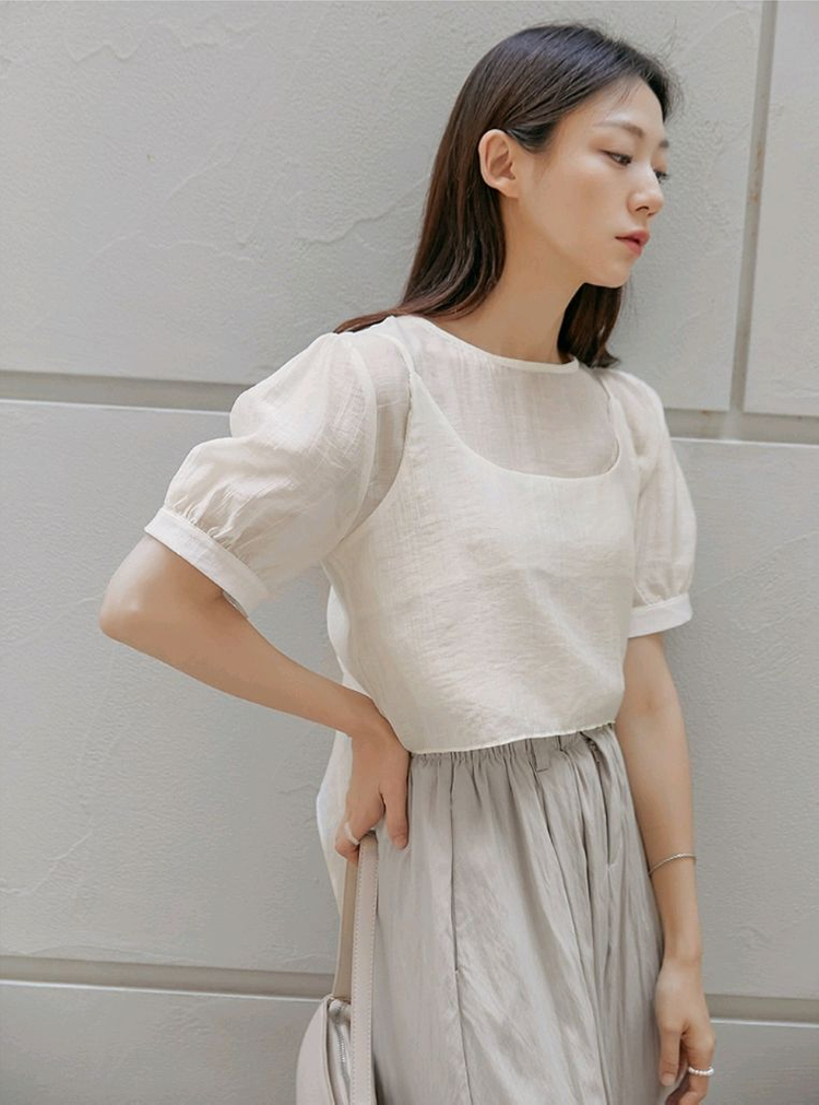 커먼유니크 뷔스티에 블라우스 세트 하객룩 이미지