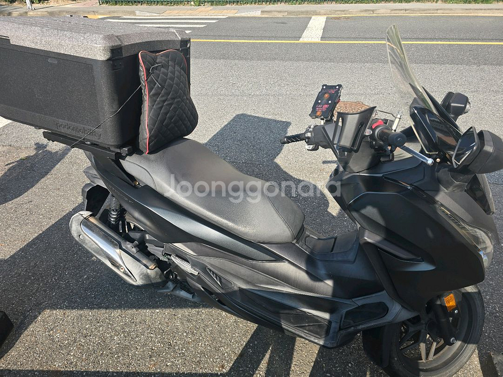 포르자300 팝니다 2020년식 43000km--3