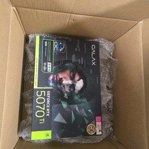 RTX5070TI 갤럭시 게이머EX 새상품