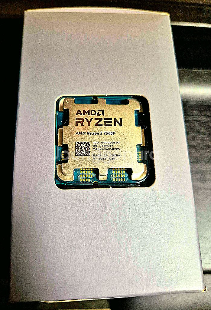 AMD 미개봉 국내정품 멀티팩 7500F 팝니다.--2