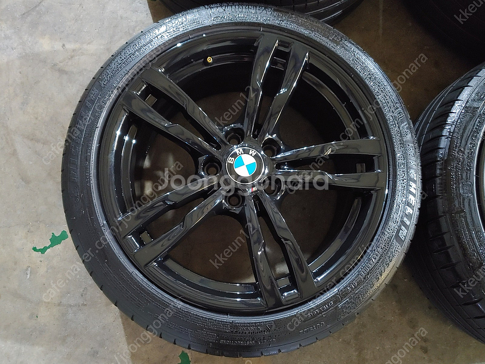 BMW F10 3시리즈 441M 18인치 정품 휠타이어--3