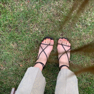 Arket leather strapsandals 아르켓