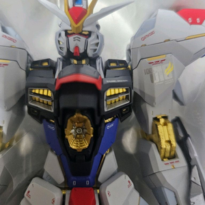 메탈빌드 스트라이크 프리덤 소울블루 60만판매합니다