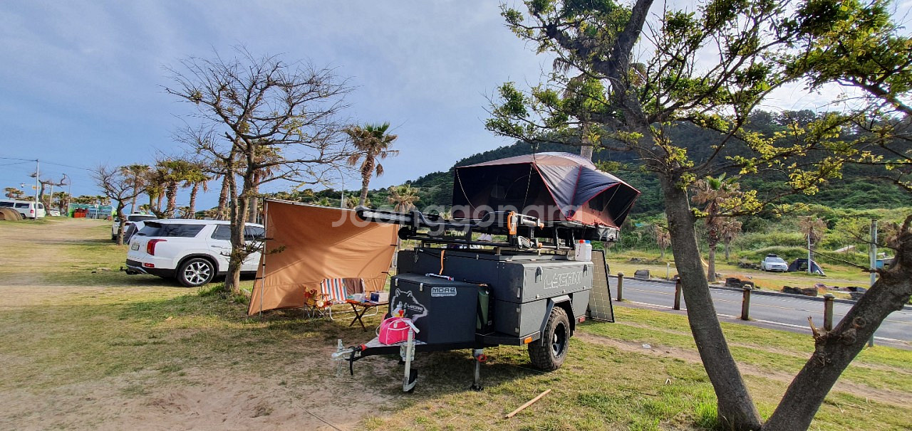 캠핑트레일러 라이카니 어드벤처 에디션 지하주차장 주차--1