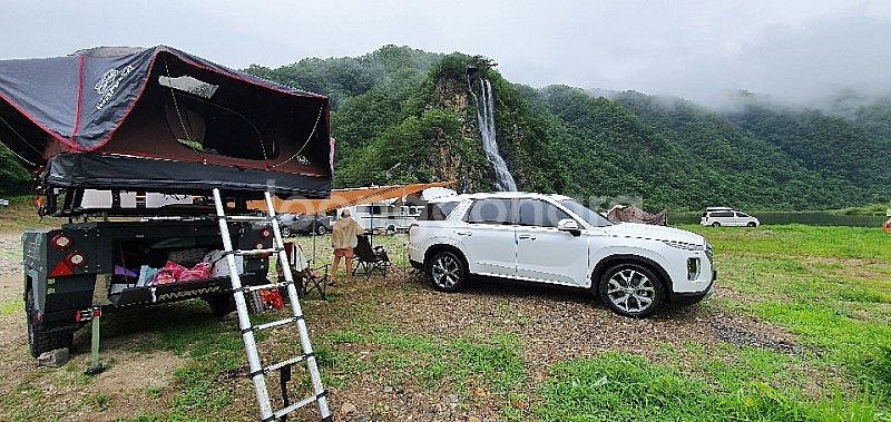 캠핑트레일러 라이카니 어드벤처 에디션 지하주차장 주차--7