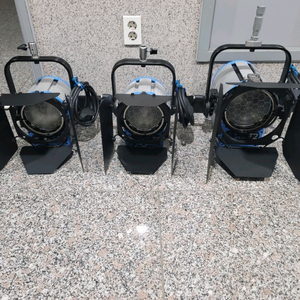 미소닉스 FLOOD PX1 LED ARRI 아리 조명