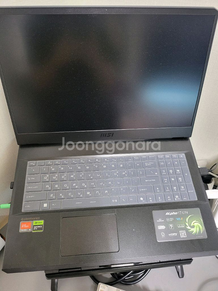 msi 알파 17 c7v 게이밍노트북 팝니다--0