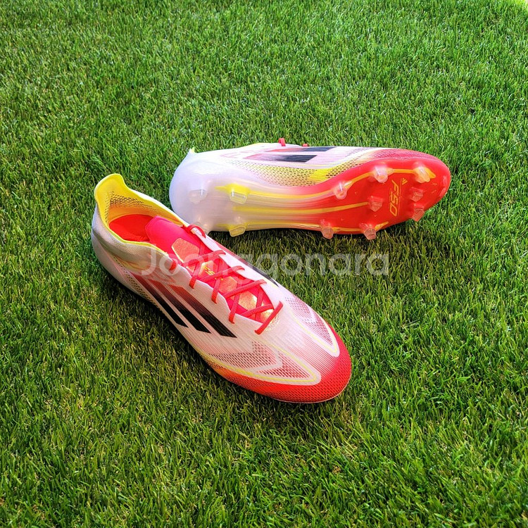 아디다스 축구화 (F50 엘리트 FG) 새상품--0