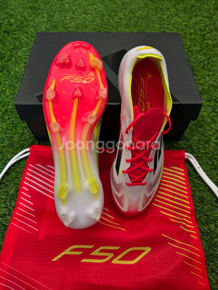 아디다스 축구화 (F50 엘리트 FG) 새상품--2