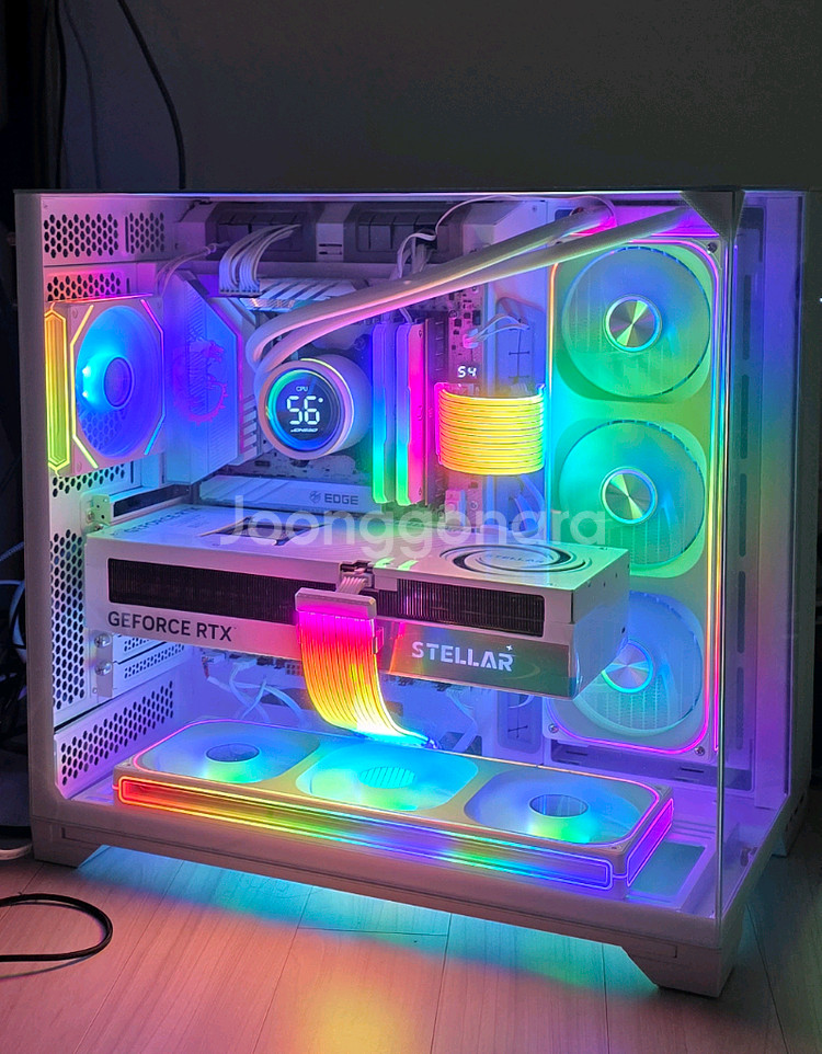 라이젠9 9950X3D 96GB RTX5090 올화이트--0