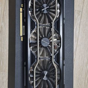 RTX 2070 SUPER Phantom GS D6