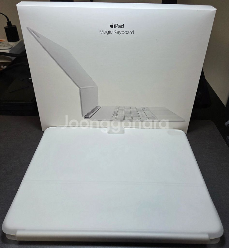 iPad Air 13(M3 모델)용 매직 키보드--0