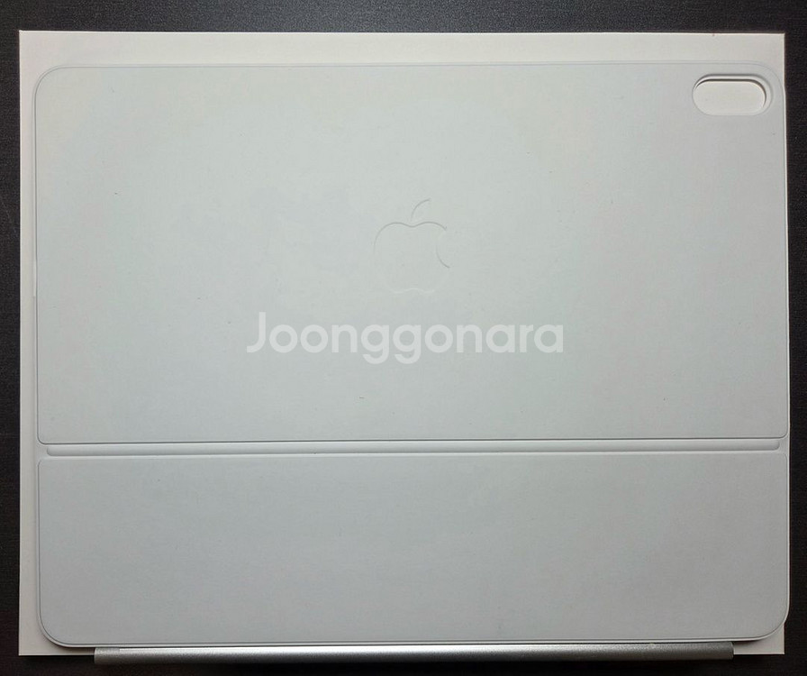 iPad Air 13(M3 모델)용 매직 키보드--1