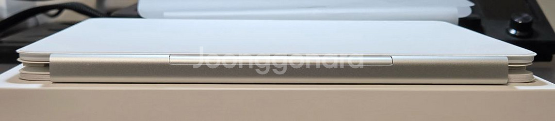 iPad Air 13(M3 모델)용 매직 키보드--3