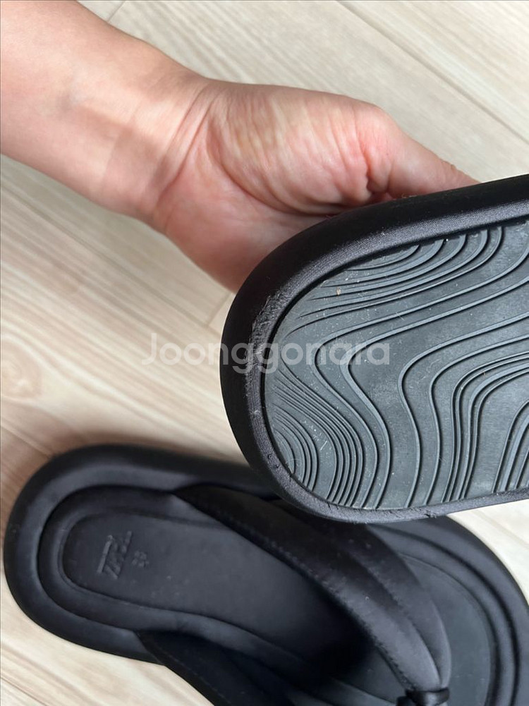 자라패브릭샌들 자라패딩쪼리 35(225-235) 360--9