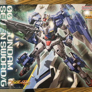 MG 더블오 건담 세븐소드 판매합니다.