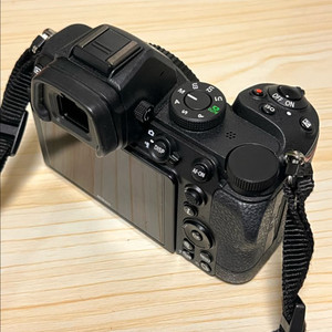 니콘 Z5 24-70 kit + 50.8 팝니다
