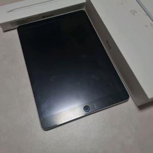 아이패드 9세대 64g 팝니다
