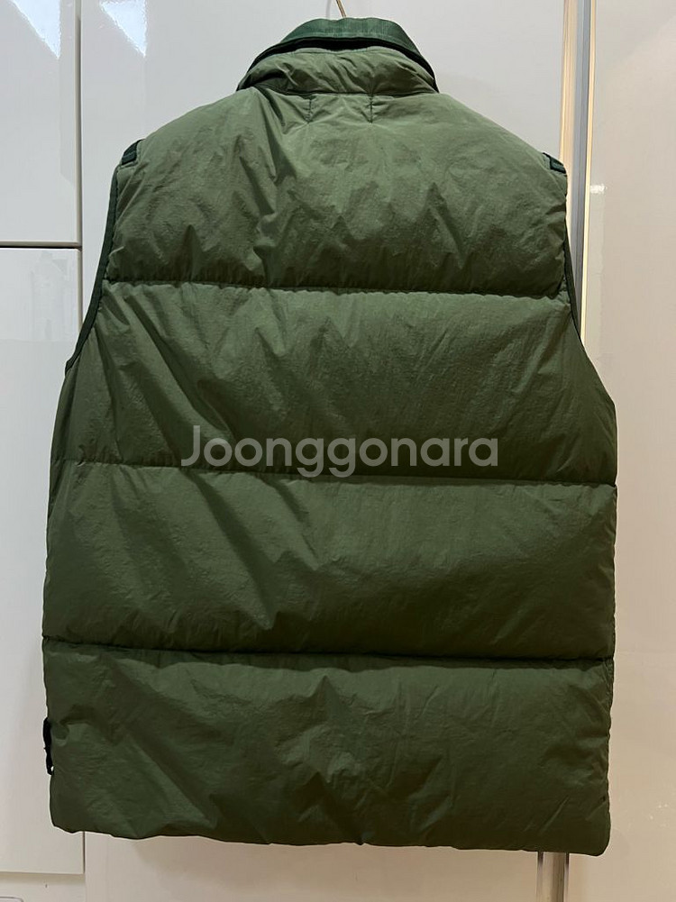 23fw 스톤아일랜드 크링클랩스 패딩조끼 (새상품급)--1
