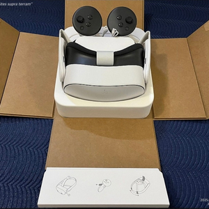 메타퀘스트3s 보관박스 구합니다