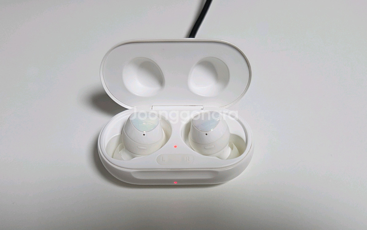 갤럭시 버즈 플러스 화이트 Galaxy Buds+--1