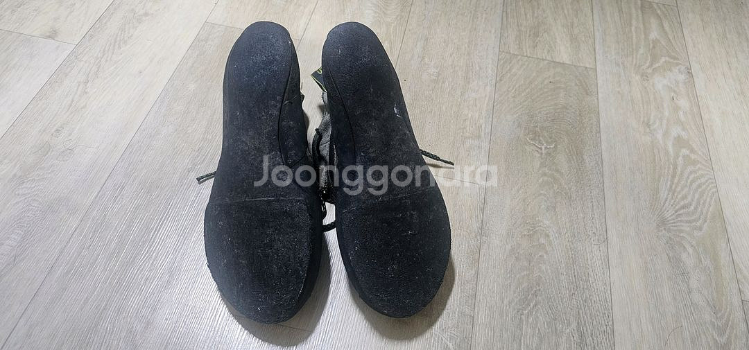라스포르티바 tc pro 38.5 암벽화--4