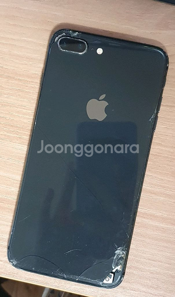아이폰 8 플러스 64GB--1