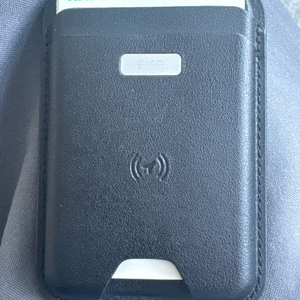 ESR 할로락 지오 부스트 맥세이프 지갑(나의찾기)