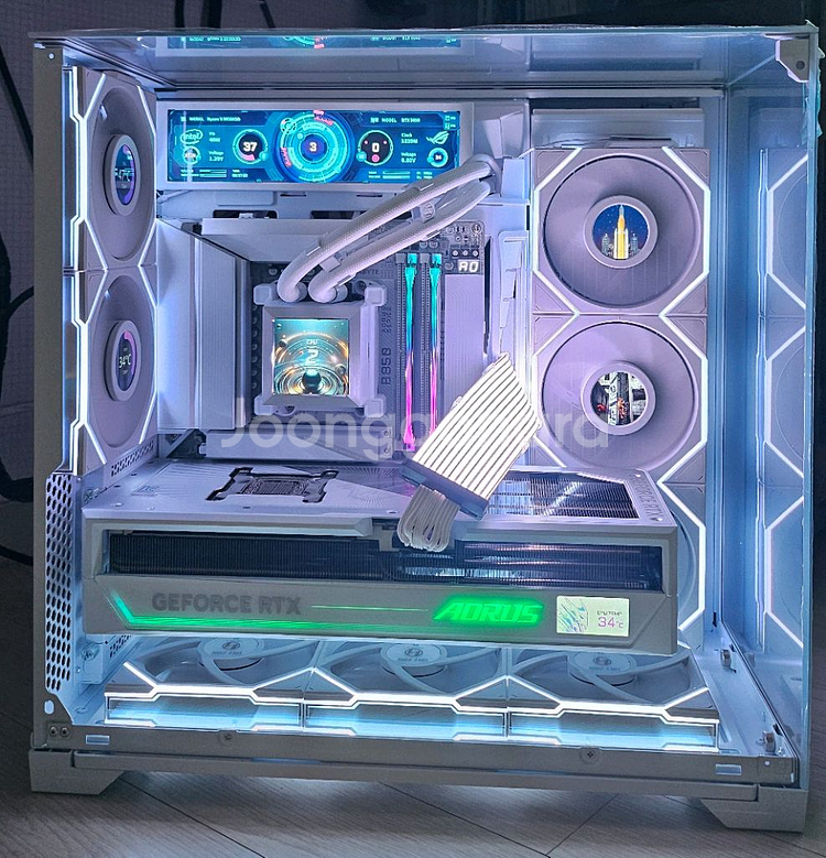 9950x3d 5090어마 화이트 끝판왕 리안리 본체--1
