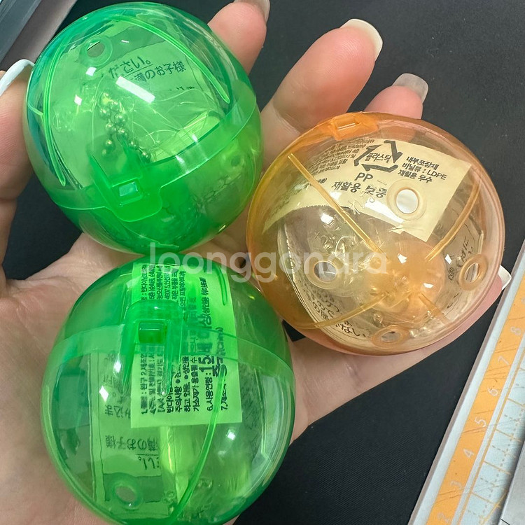 산리오 레트로 가챠 키링(케로피,키티필통 판매--1