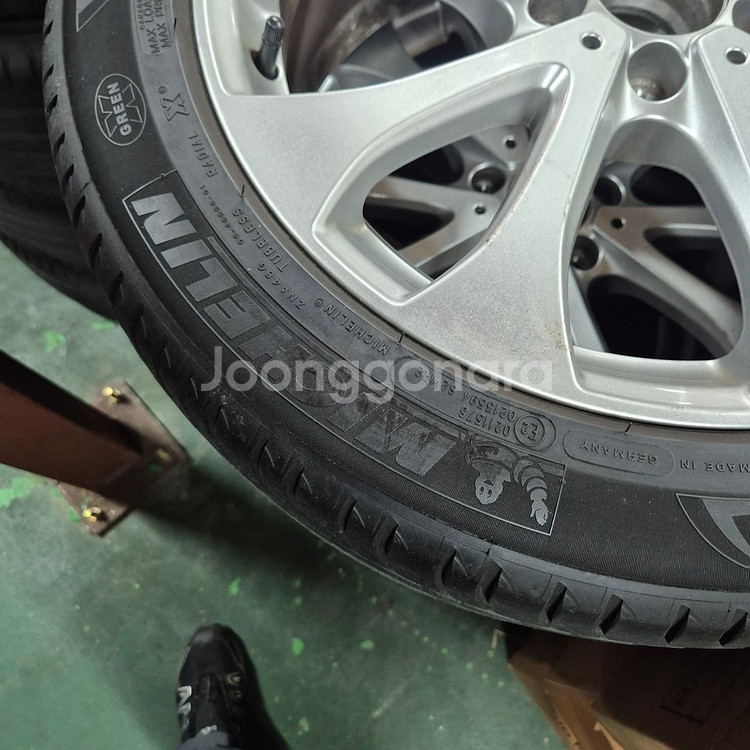벤츠 e클래스 순정 18인치 휠타이어 세트 판매--7