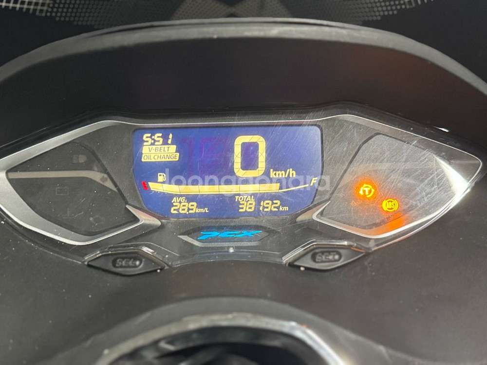 혼다 pcx125 24년식 판매합니다--6