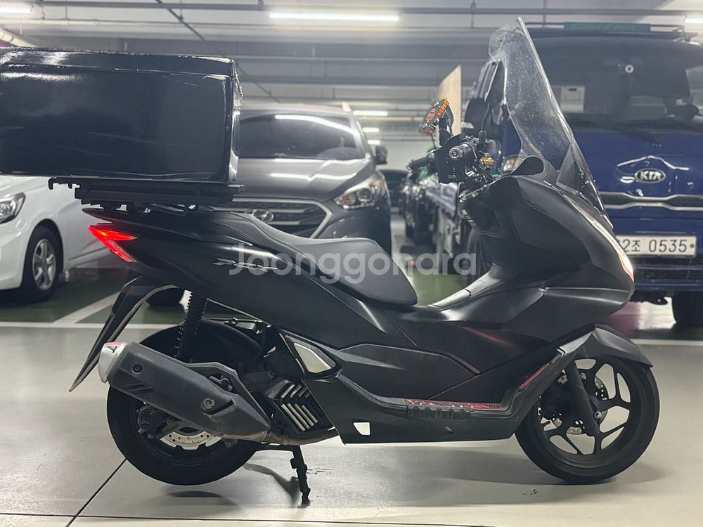 혼다 pcx125 24년식 판매합니다--4
