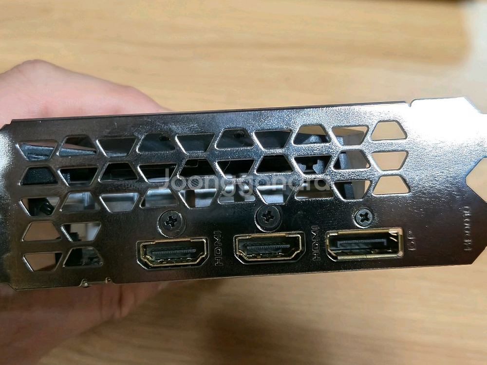 기가바이트 gtx1650 oc 4g--3